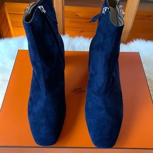 Brand new Hermes suede boots. Size 40
